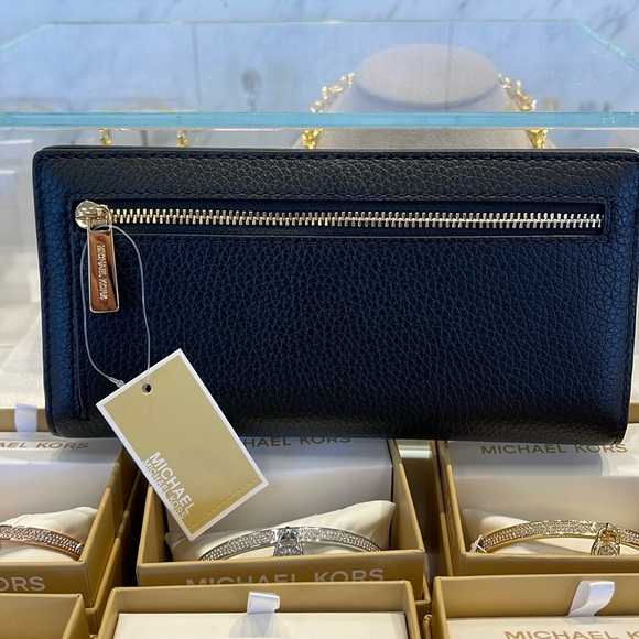 Michael Kors Reed Large Bifold Pebbled Leather Snap Wallet Card Case
Black
NWT - Picture 8 of 16